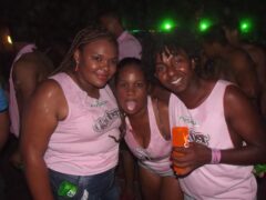 Oktober 10 Anos